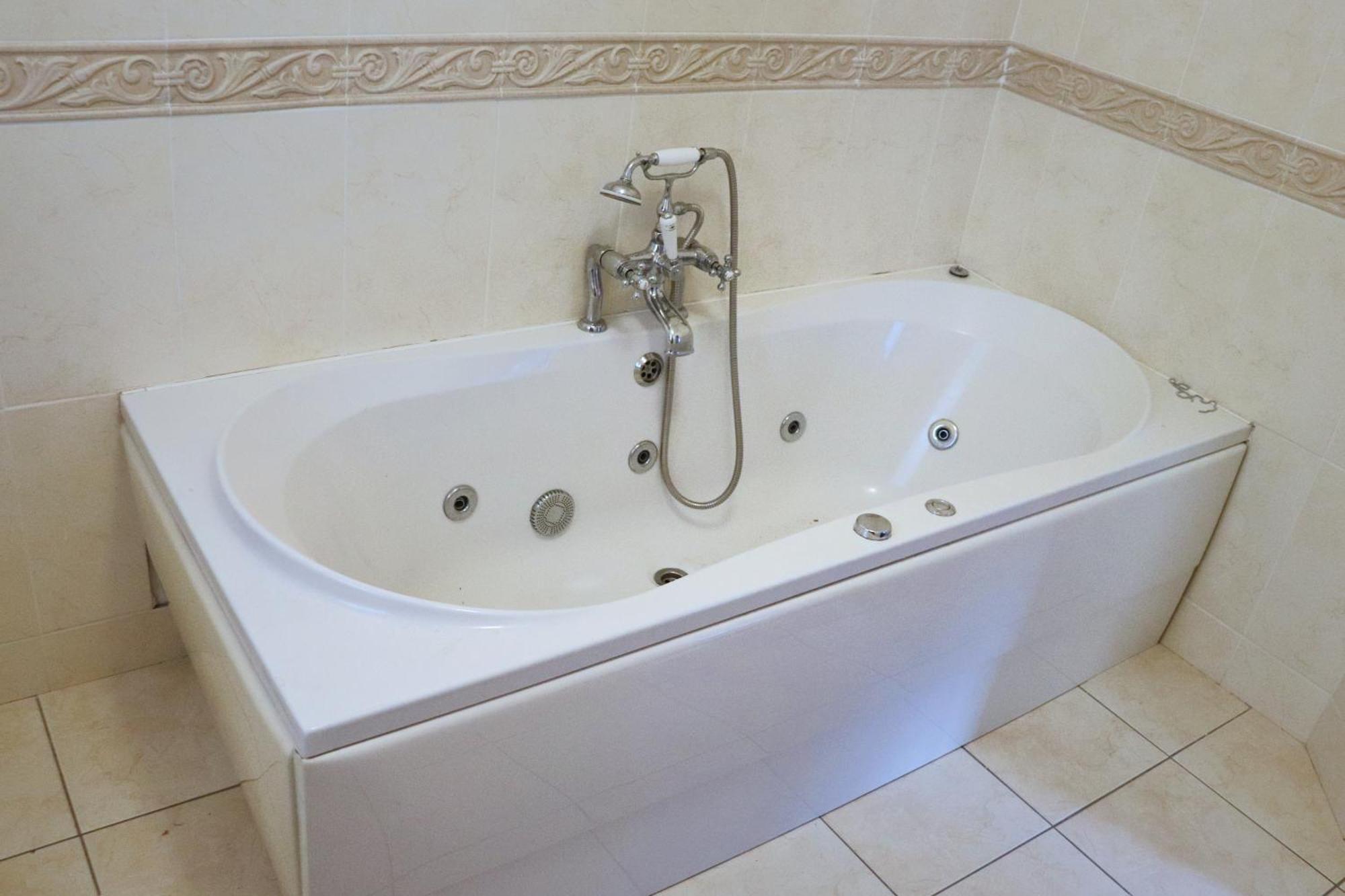Deluxe Dwelling - 15 Mins From Cork City/Airport 아파트 외부 사진
