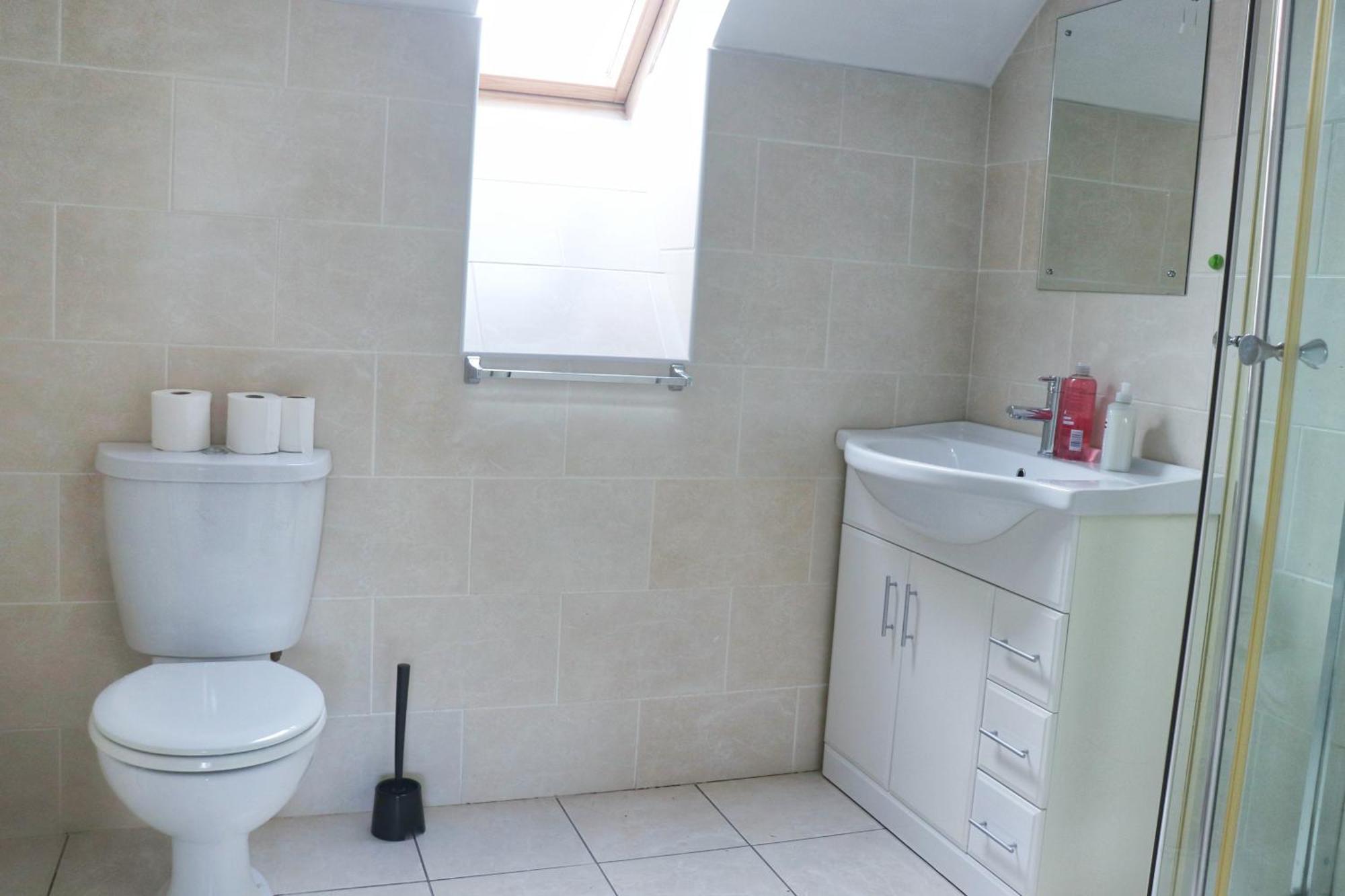 Deluxe Dwelling - 15 Mins From Cork City/Airport 아파트 외부 사진